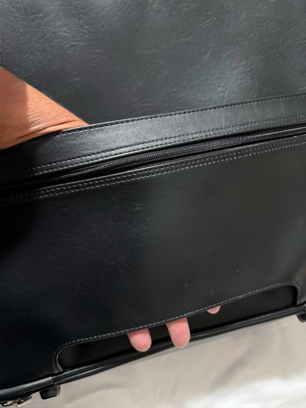 Samsonite Black Business Briefcase Laptop Bag Travel Organizer Faux Leather